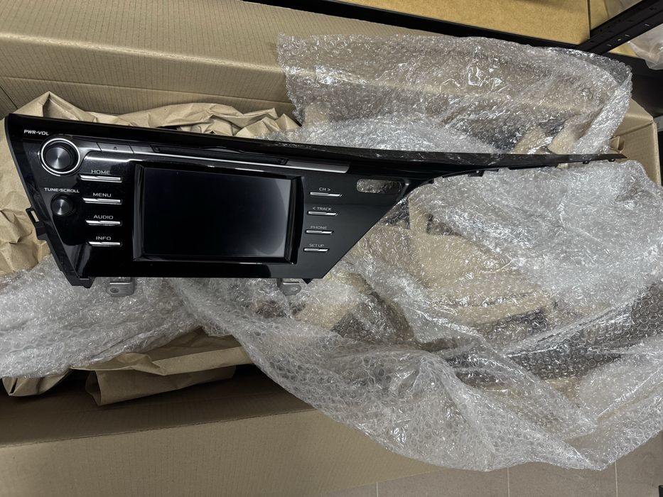 Автомагнітола toyota camry 70 офіціал