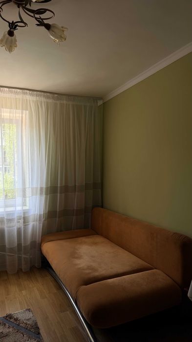 Оренда кімнати в гуртожитку по вул. Тичини,14 ( Мазепи - Балатон )