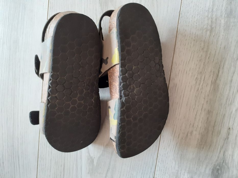 Sandałki dla chłopca rozmiar 29