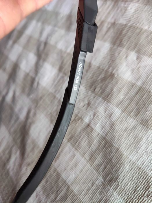 Oakley encoder matte carbon