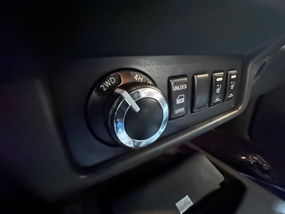 Pick-up Navara impecável