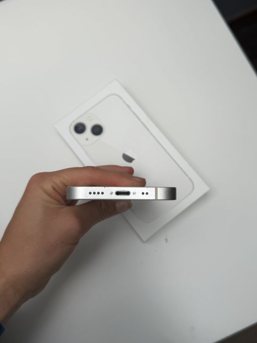 iPhone 13 mini 256GB white