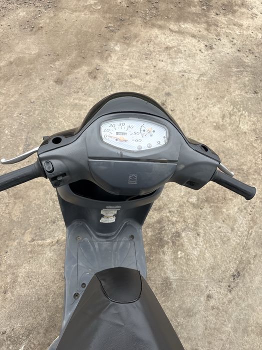 Suzuki lets 5 срочно!