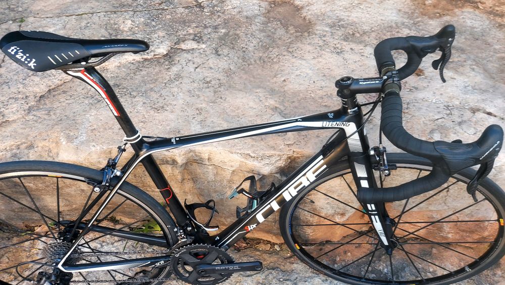 Cube Litening Evo carbono topo gama t53