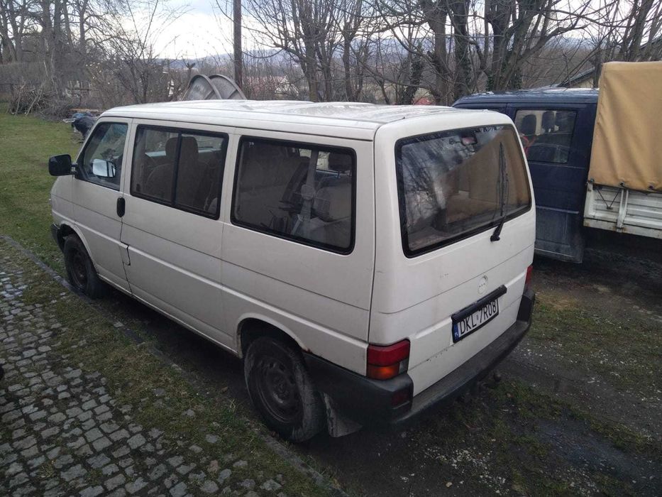 T4 2.5 TDi 9osób