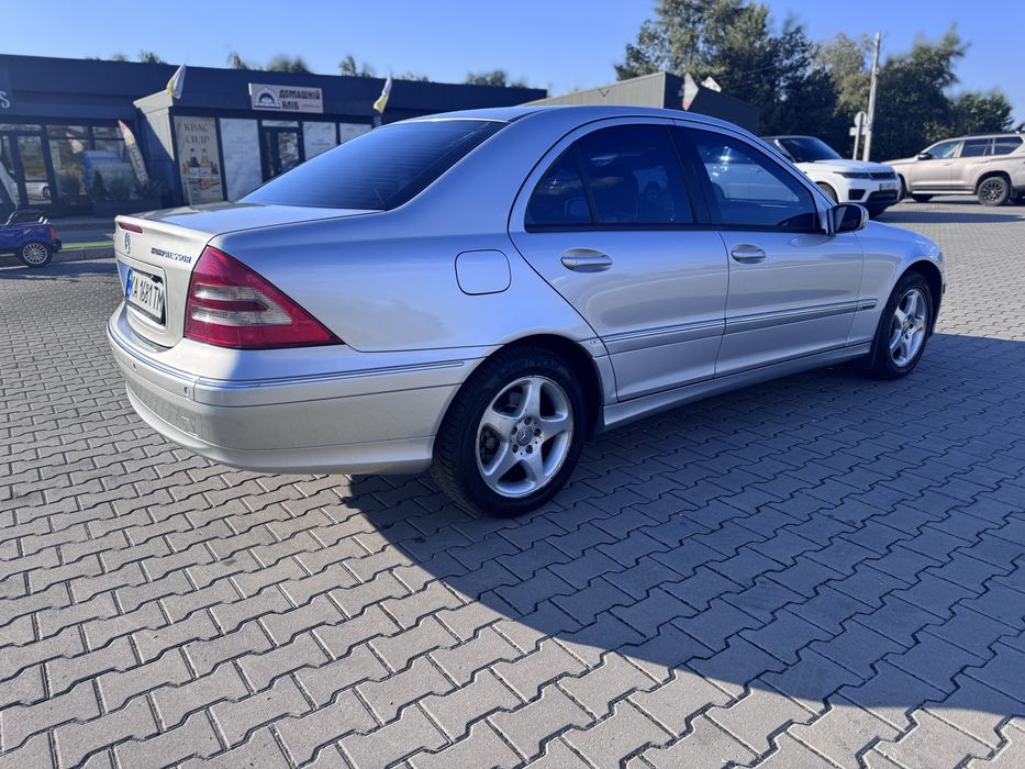 Mersedes c200 Full