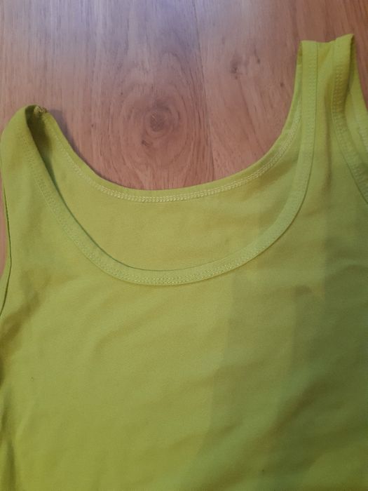 Top limonka S/M bdb gatunkowo materiał