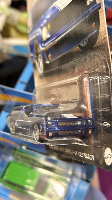 Hot Wheels 65 FORD MUSTANG 2+2 FASTBACK (Super chase)