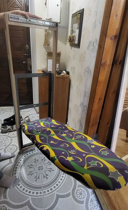 дошка для прасування з дзеркалом
