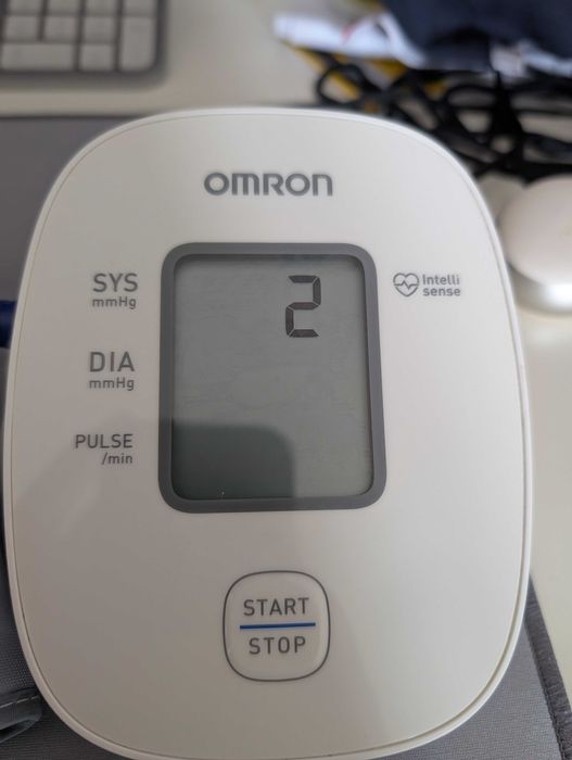 Medidor de tensão arterial OMRON X2 Basic