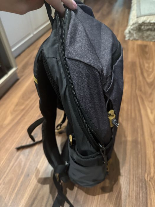 Спортивний рюкзак Quechua (Decathlon)
