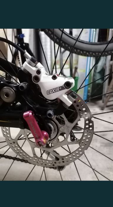 Scott Spark 50 roda 27.5 Suspensão Total com bloqueio no volante