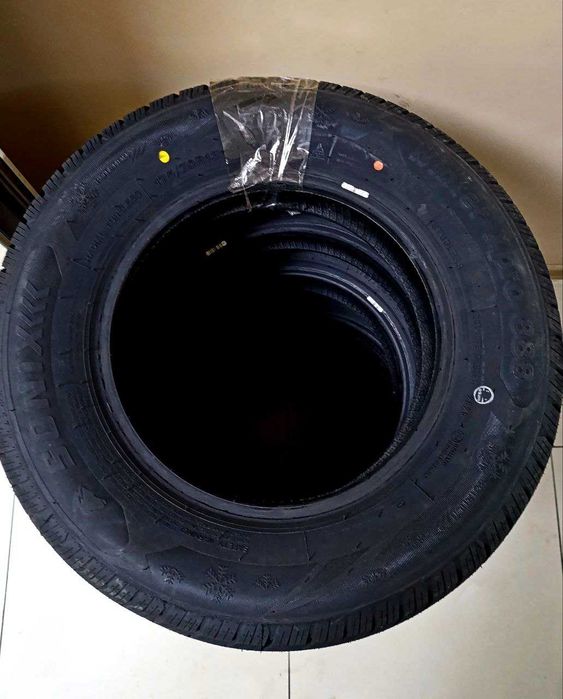 Нові шини (4шт) 175/70R13 82T Sonix WinterXpro 888