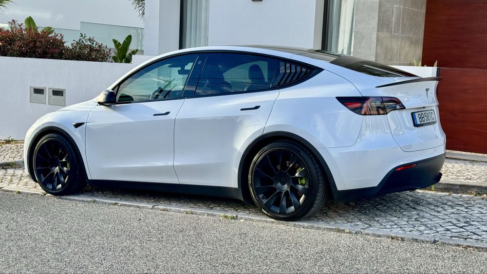 Vendo Tesla Model Y - Único (RWD 2023)