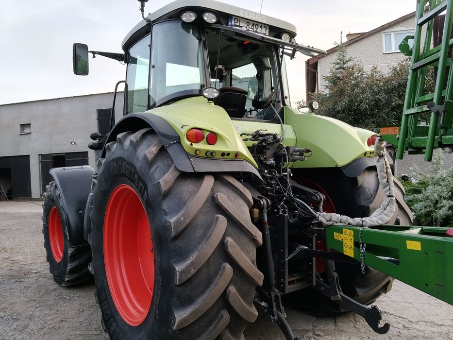 Ciągnik Claas Axion 850 pneumatyka