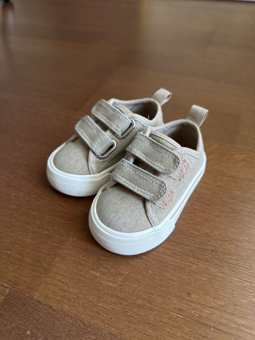 Кросівки дитячі H&M 18/19 розмір