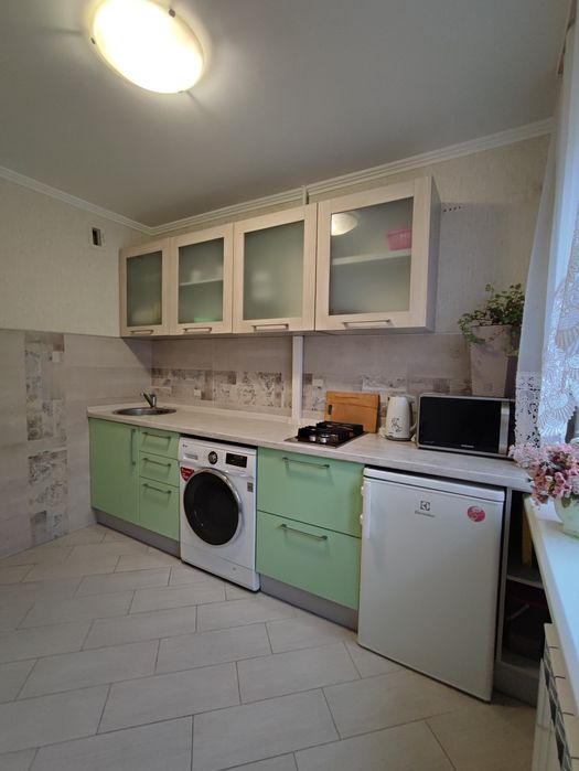 1-кімнатна, Липківського 3, 5 хв залізничний вокзал, від власника