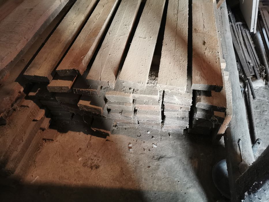 Bale sosnowe sezonowane