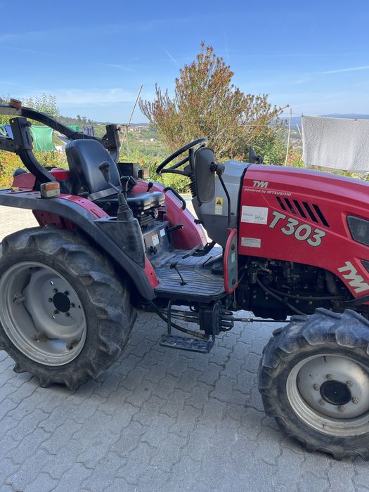 Vendo Trator TYM T303