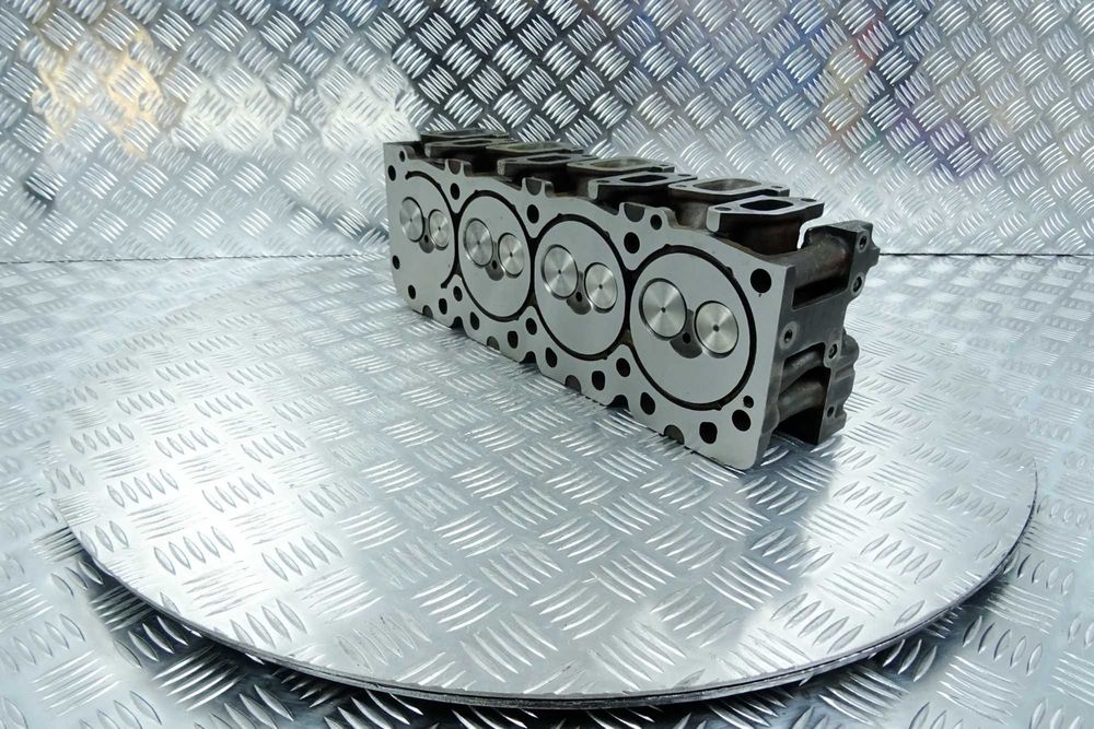 Głowica do silnika Deutz F4L1011. Cylinder head Deutz 1011