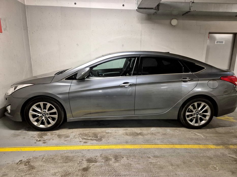Sprzedam Hyundai i40

1.7 CRDi 136 
, Продам Hyundai i40