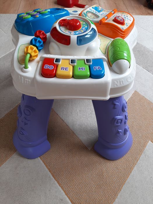 Stolik stoliczek edukacyjny vtech manipulacyjny sensoryczny montessori
