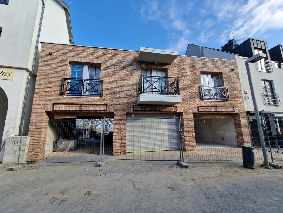 Ark-Bud Elewacje, wykończenia wnętrz, remonty