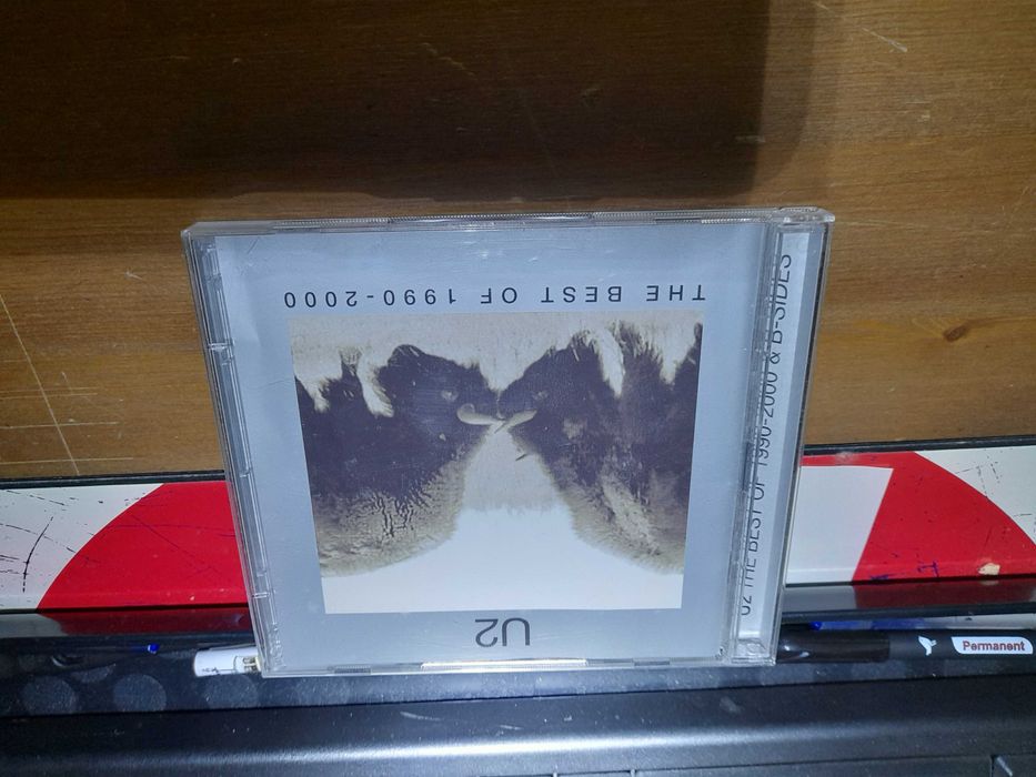 CD Duplo da Banda lendária U2 Best Of 1990/2000 Usado em bom estado