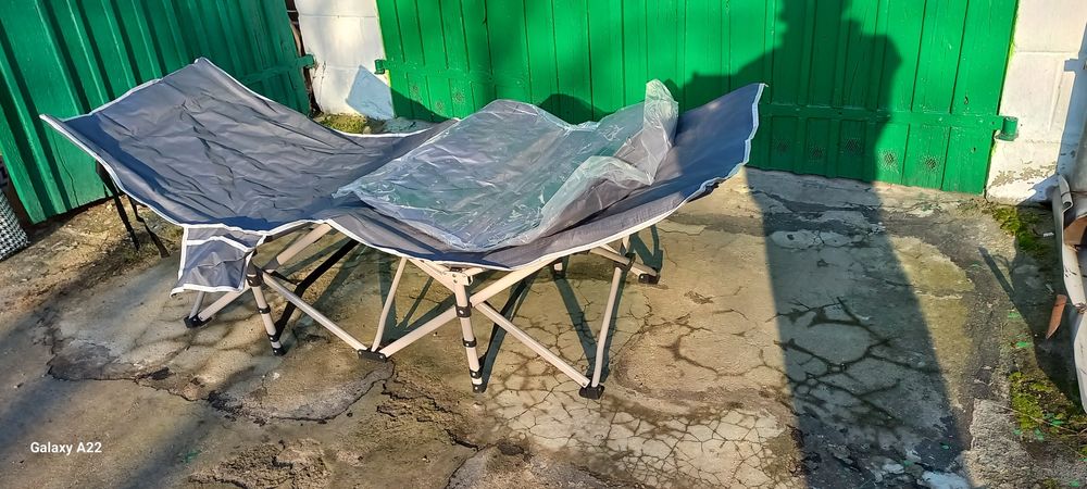 Zestw 2 łózek kampingowych