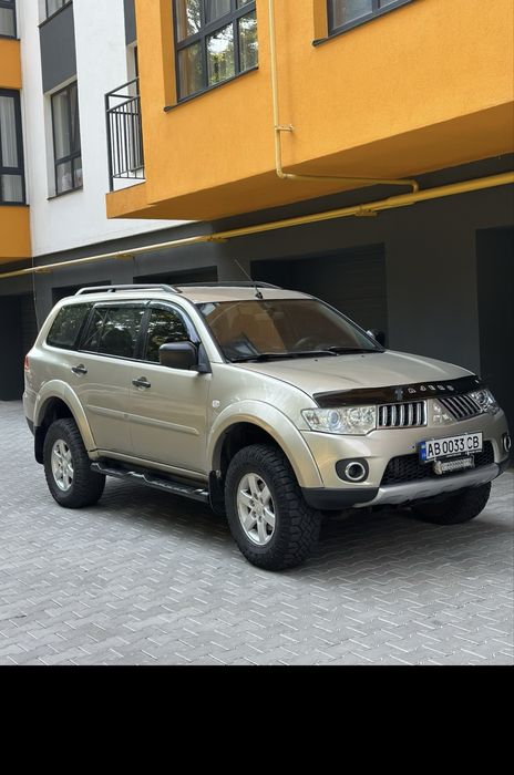 Mitsubishi Pajero Sport 2010 рік 2.5 Дизель