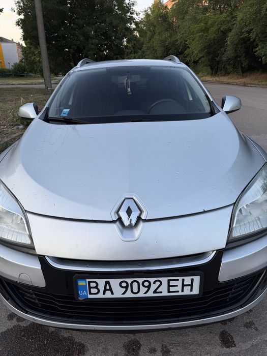 Продам сімейне авто
