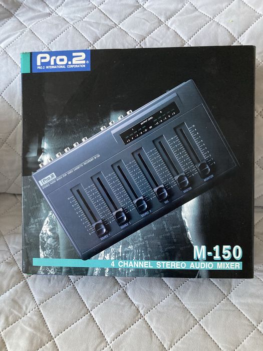 Pro 2M - 150 4 Channel Stereo Audio Mixer