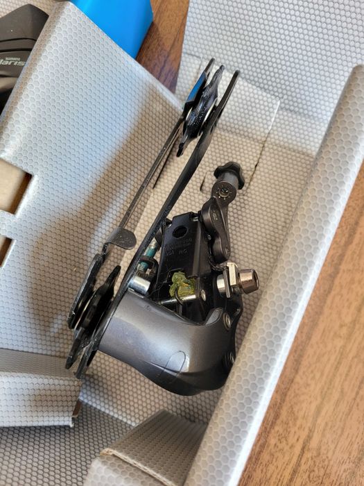 Conjunto Shimano Claris R2000 NOVO — Manetes + Desviador