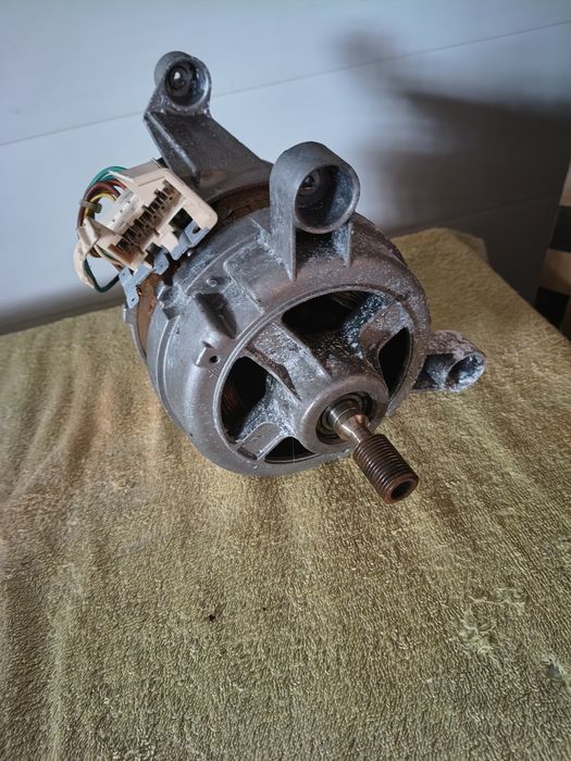 Silnik do pralki Electrolux