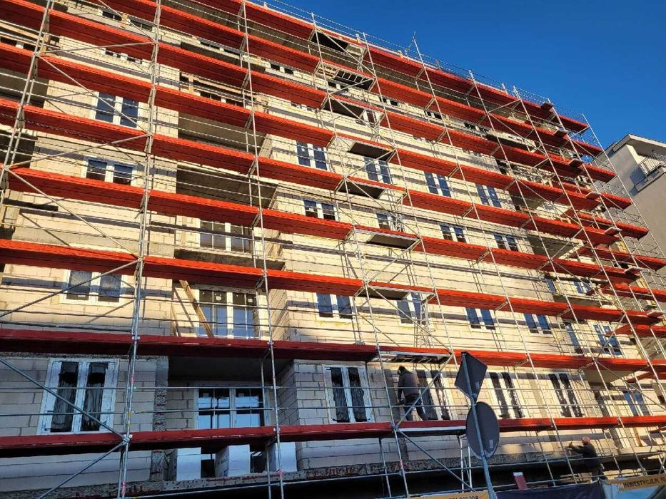 Wynajem rusztowań elewacyjnych PLETTAC, rusztowania NAJTANIEJ