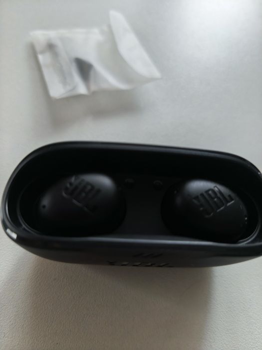 Sprzedam słuchawki JBL wave buds 2