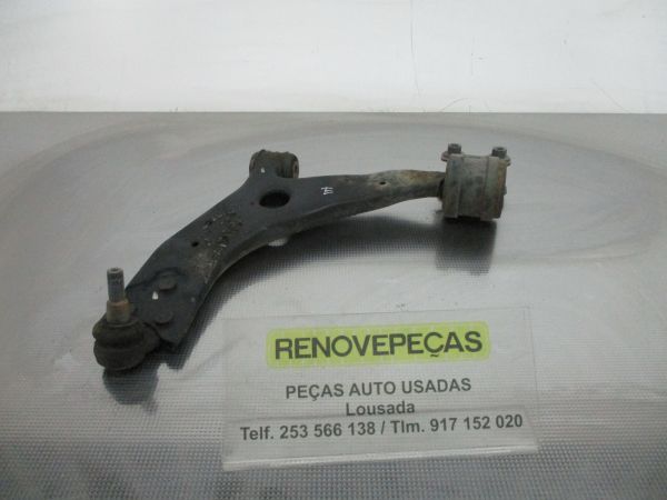 Braço de suspensão frente esquerdo FORD Focus II (DA_)
