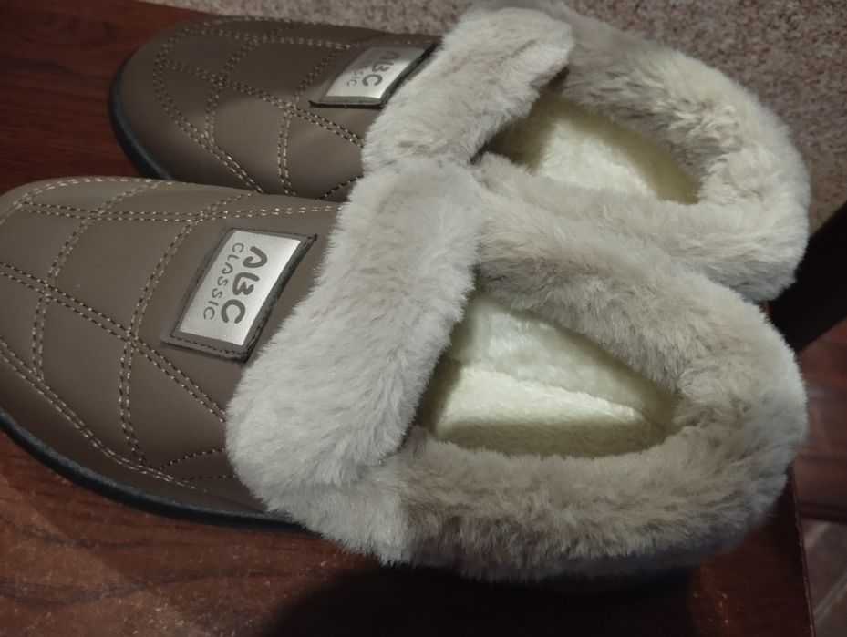 Зимове жіноче взуття