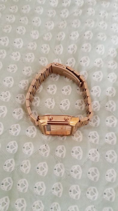 Relogio mondaine  feminino como novo