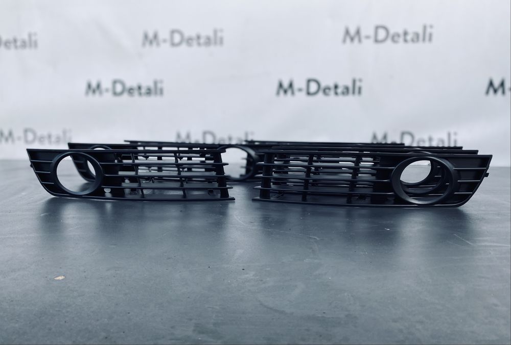 Решітка птф під противотуманку Ауді А4 Б6 решотка Audi A4 B6 розборка