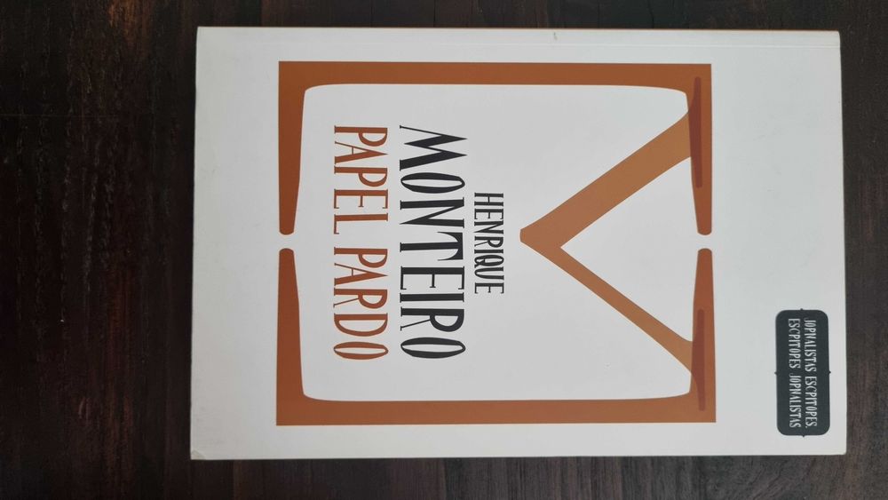 livro - Papel Pardo