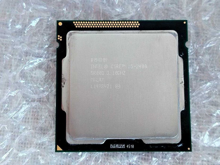 Процесор Intel Pentium G4400 3.30GHZ /// Intel Core i5 2400 3.10GHZ