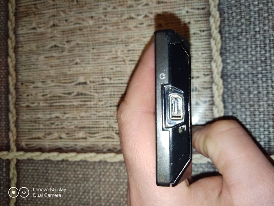 Мобильный телефон HTC P3700