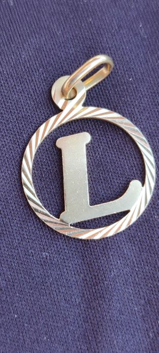 Pendente italiano em ouro 18K (750) – Sandro Beda, Vicenza – letra L - 1,62g