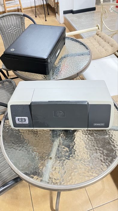 Принтер HP 5743 бу працює