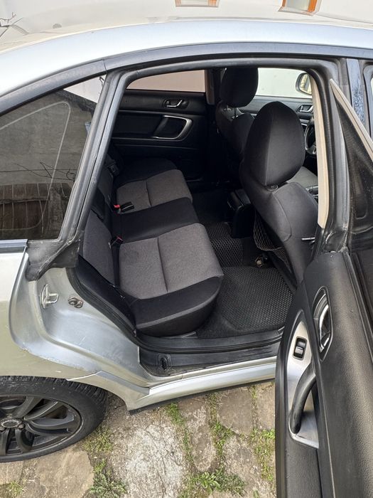 Subaru legacy 2.0 бензин автомат