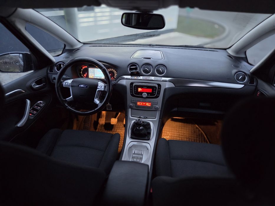 Ford S-Max 2.0 Diesel 2010 rok 7 foteli