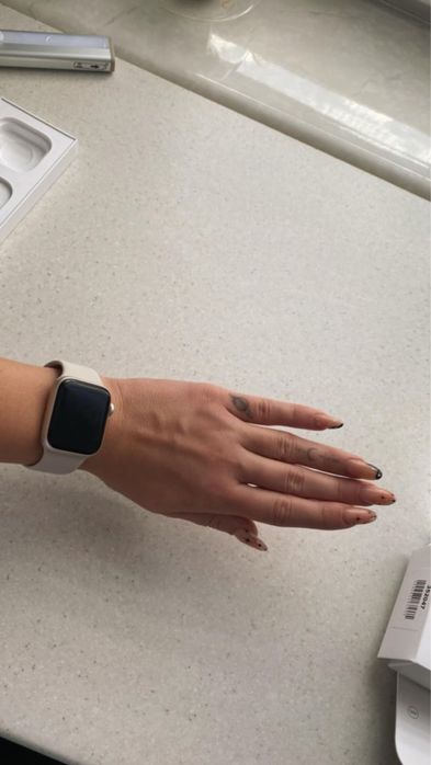 Apple watch SE 40мм