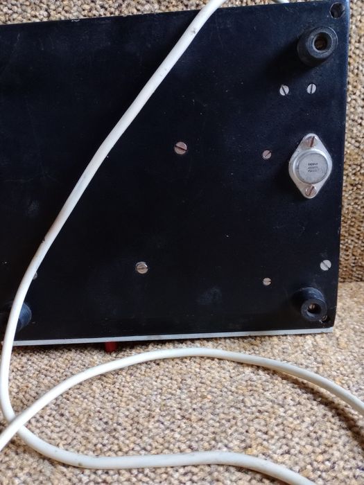 Стабилизированный выпрямитель тока