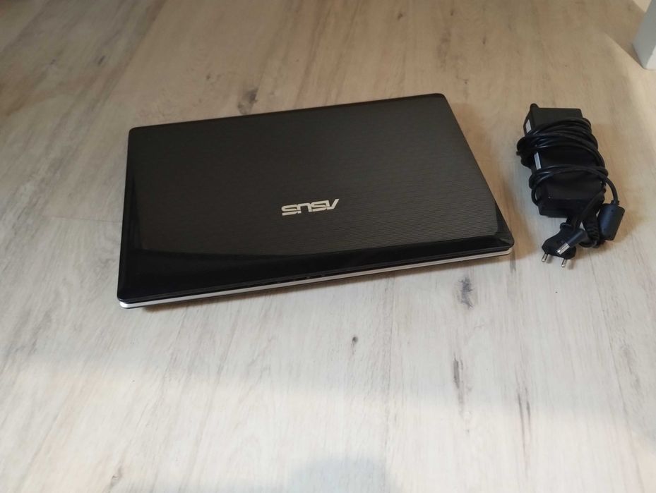 Wygodny, szybki i duży notebook, i5 8GB Grafika Nvidia SSD